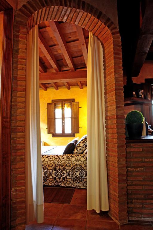 Apartamentos Rurales La Solana Robledillo De Gata Luaran gambar